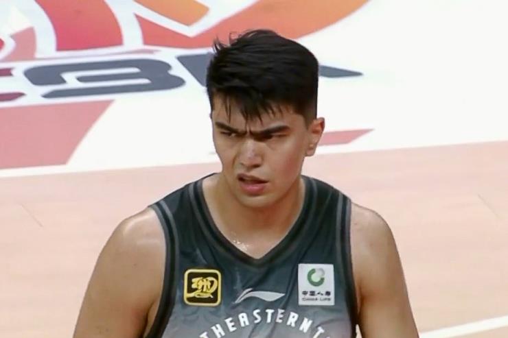 相當高效！魯吐布拉出戰(zhàn)19分鐘 7中5貢獻14分10籃板